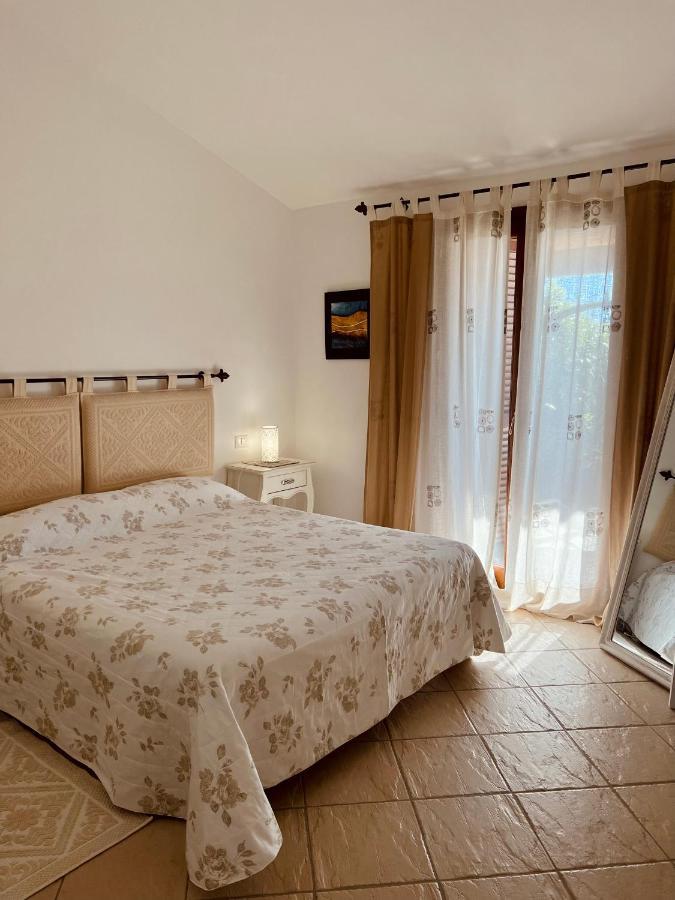 מרינלה Villa A Golfo Aranci Con Vista Su Tavolara מראה חיצוני תמונה