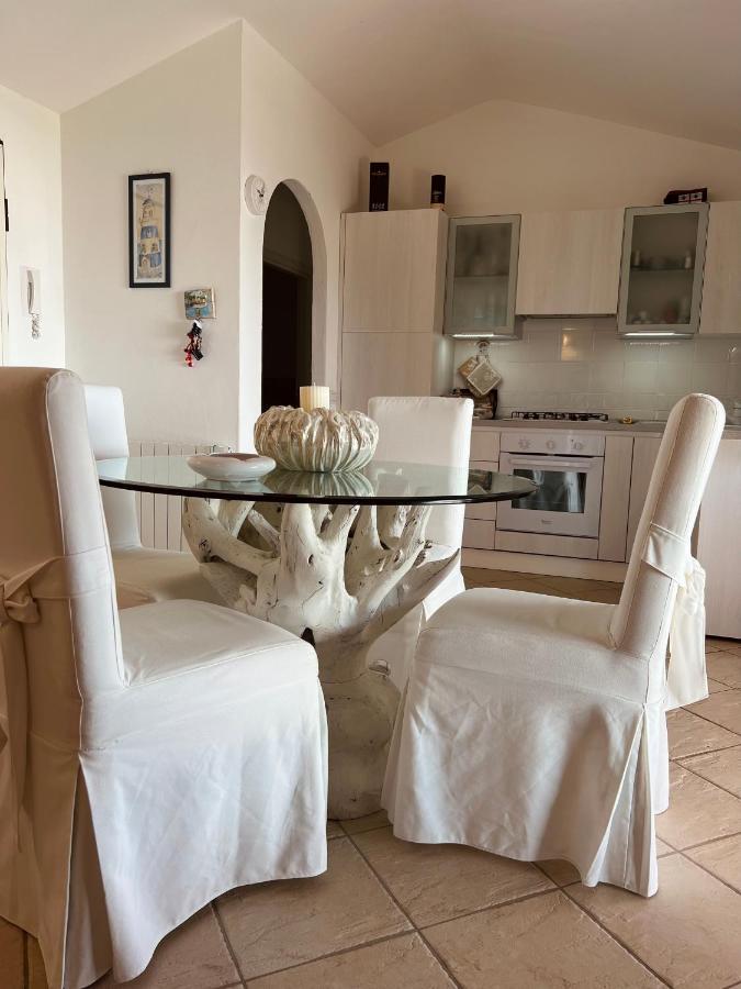 מרינלה Villa A Golfo Aranci Con Vista Su Tavolara מראה חיצוני תמונה