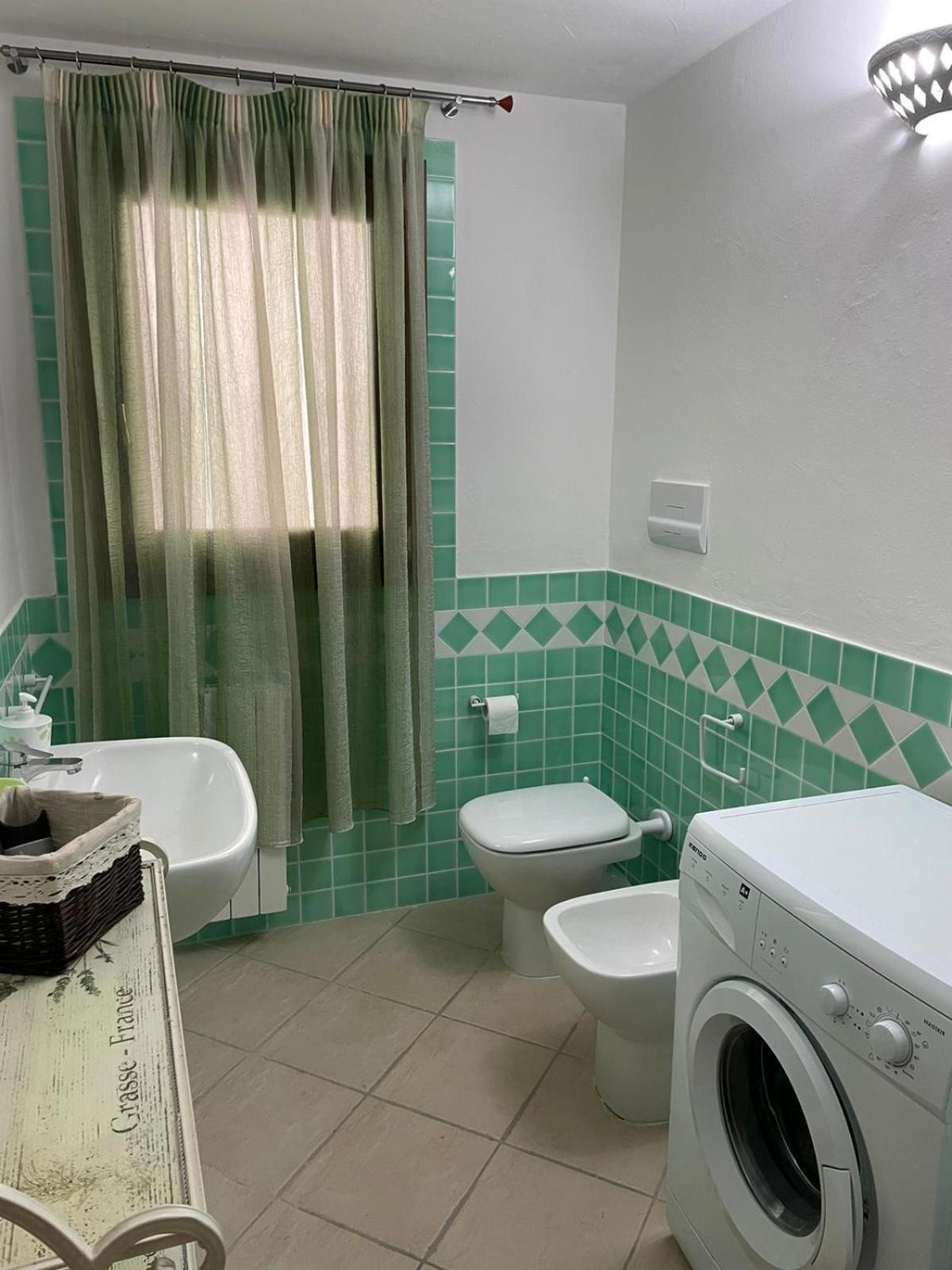 מרינלה Villa A Golfo Aranci Con Vista Su Tavolara מראה חיצוני תמונה